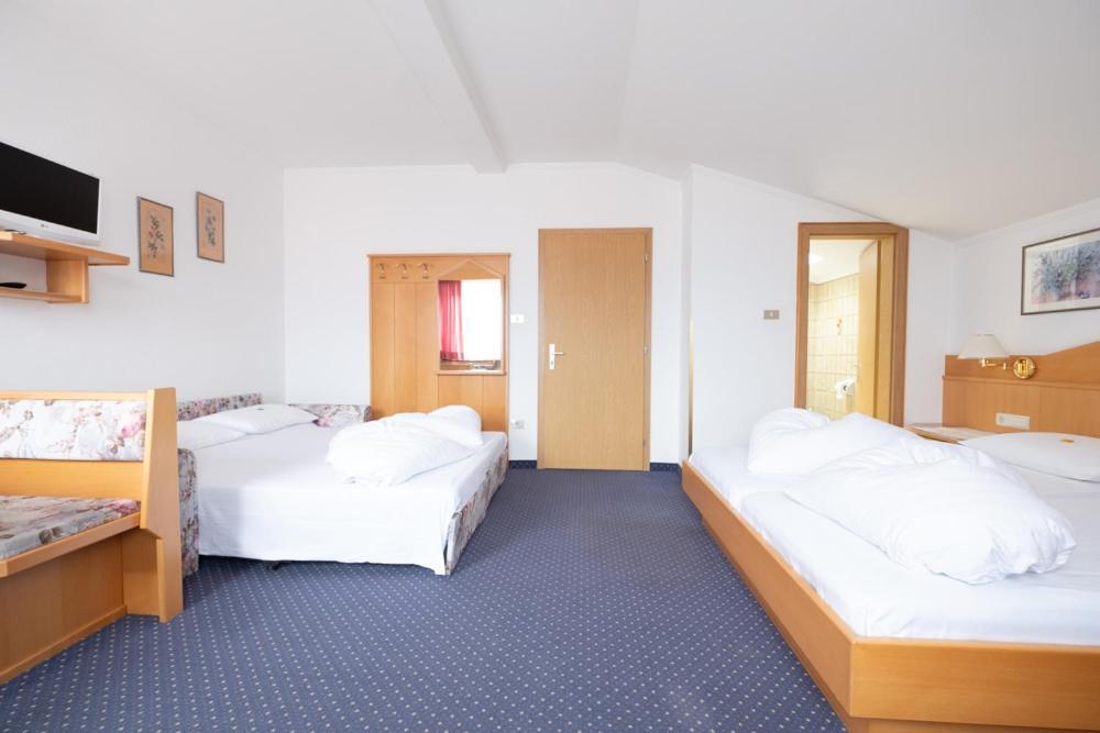 Bed and Breakfast Garni Volgger Brunico Esterno foto