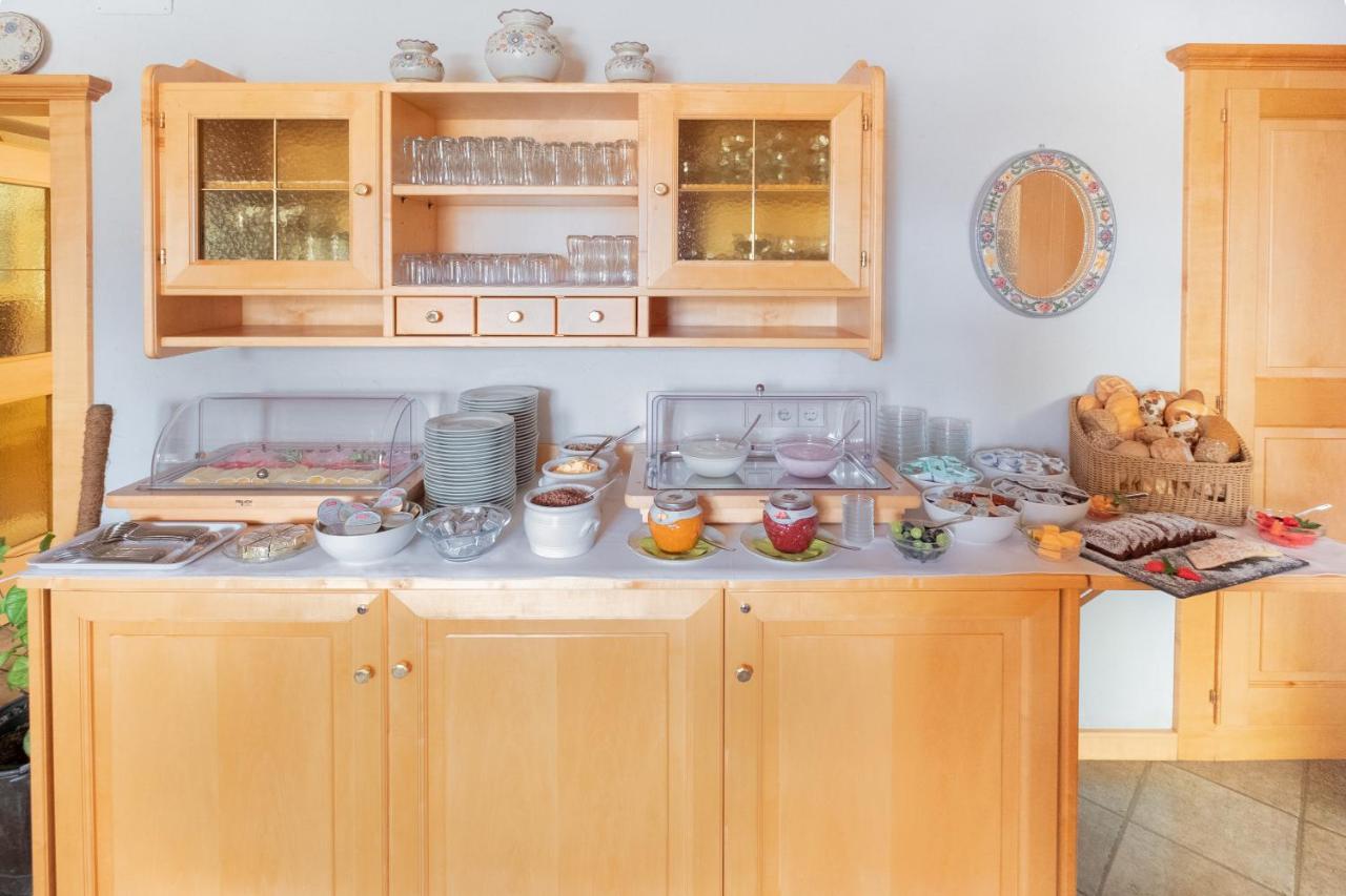Bed and Breakfast Garni Volgger Brunico Esterno foto