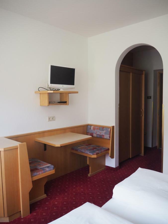 Bed and Breakfast Garni Volgger Brunico Esterno foto