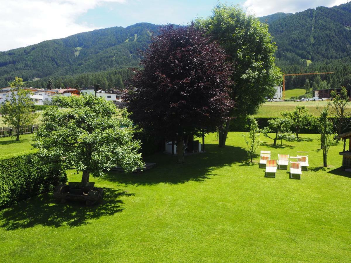 Bed and Breakfast Garni Volgger Brunico Esterno foto